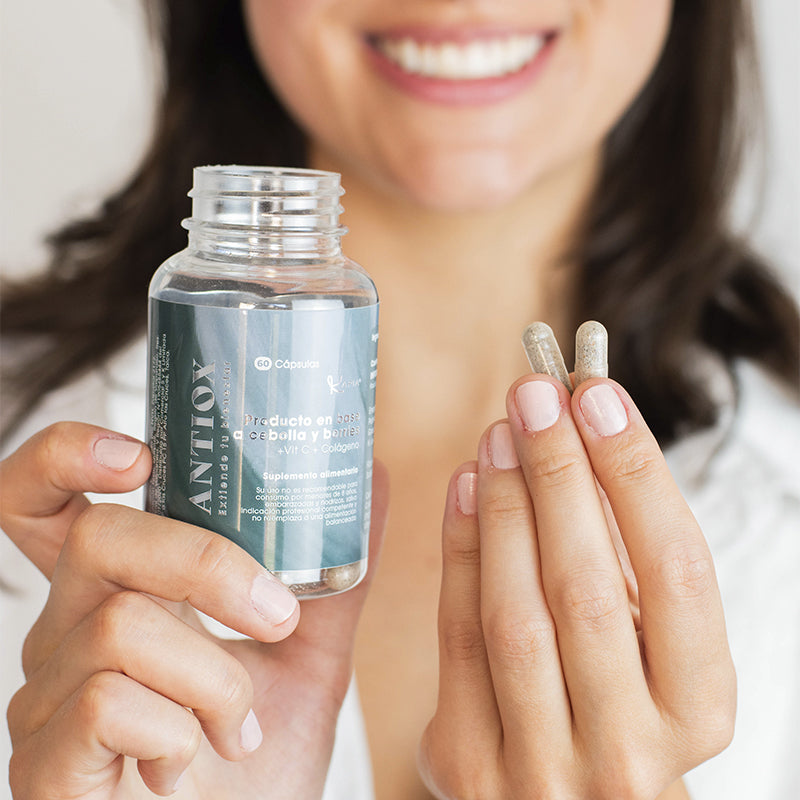 Kapia Antiox – Fórmula con Bioactivo de Cebolla | Máximo Poder Antioxidante y Alta Biodisponibilidad 3 frascos de 60 cápsulas c/u para tratamiento de 3 meses.